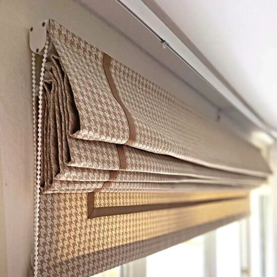 Римские шторы на балкон