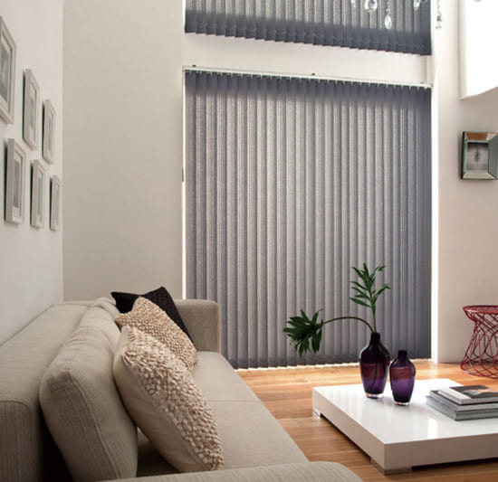 Тканевые вертикальные жалюзи в квартиру